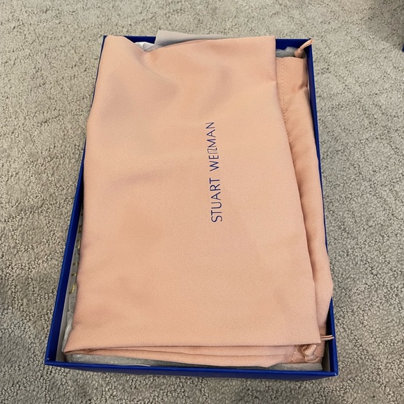 Stuart Weitzman scalloped slide sandals, 7.5. NWT. dust bag, box & SW cert. - Picture 6 of 8
